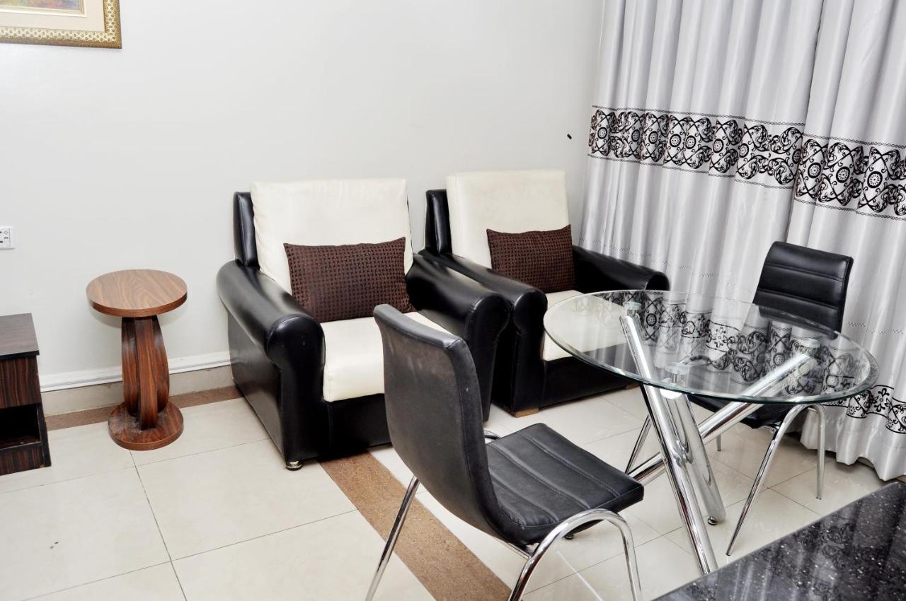 Primal Hotel Ikeja Exterior foto